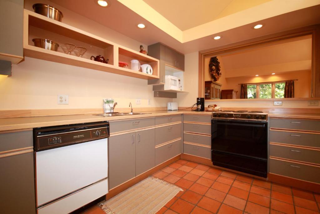 Spinnakers Gastro Brewpub & Guesthouses Victoria Kamer foto
